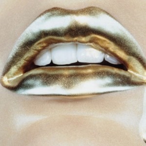 fashion-gold-lips-makeup-style-favim.com-241927.jpg