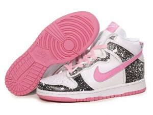 high-tops-nike-dunks-bubblegum-white-pink-for-girls-shoes_2.jpg