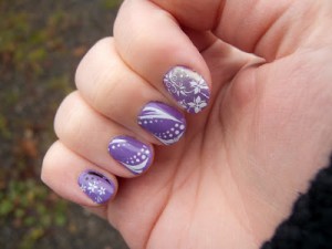 purple-acrylic-nail-art.jpg
